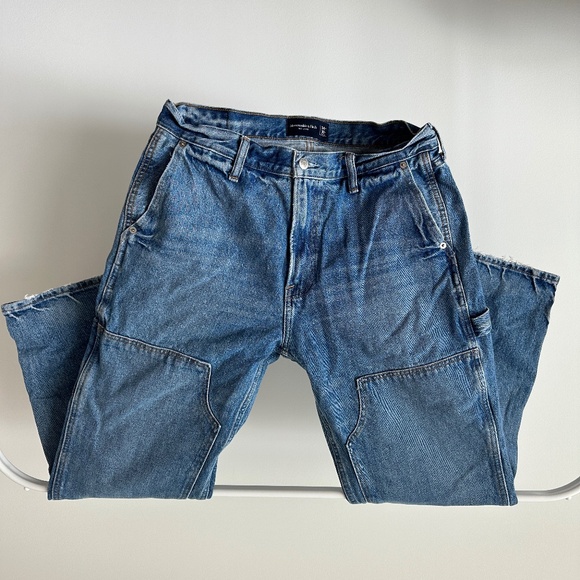 Abercrombie & Fitch 90’s Loose Jean - Picture 3 of 3